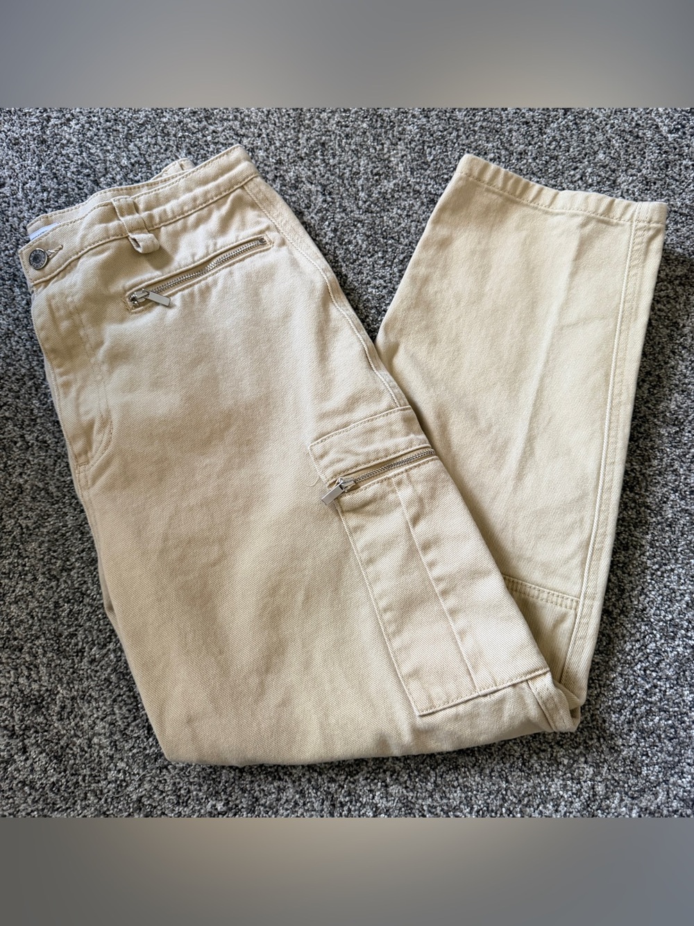 We Wore What cream cargo pants size 31 #cargo #utility #weworewhat